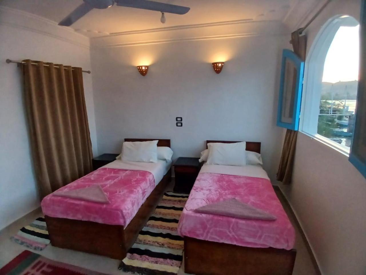 Nile Bride Hotel Aswan Bagian luar foto