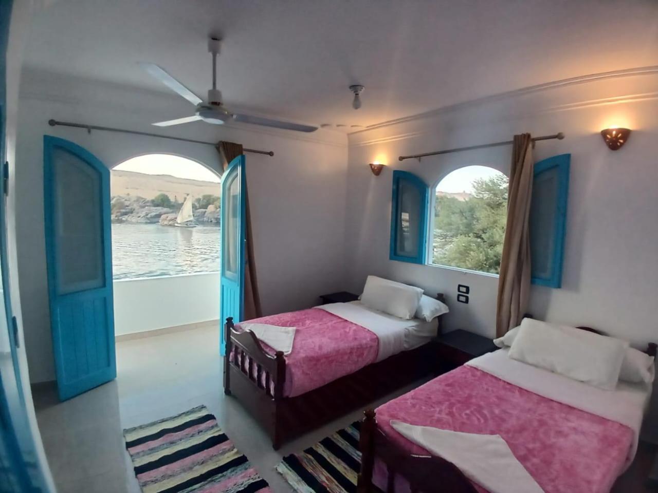 Nile Bride Hotel Aswan Bagian luar foto